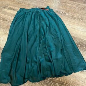 Green Long Skirt XXL